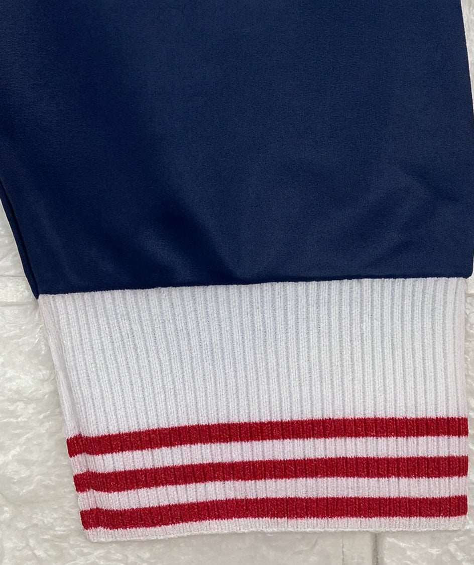 Bayern Munich 1998/99 home shirt — sleeve and cuff close-up