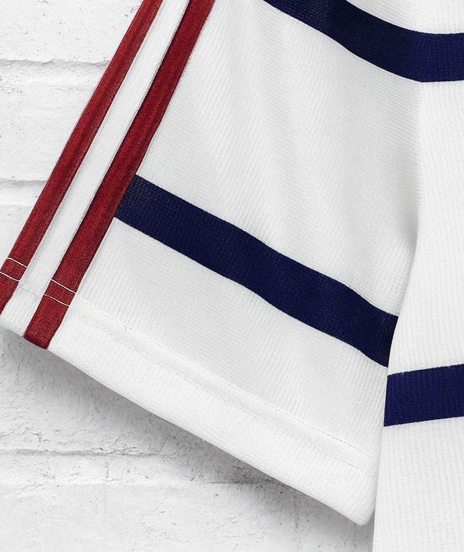 Bayern Munich 1998/99 third shirt — sleeve close-up