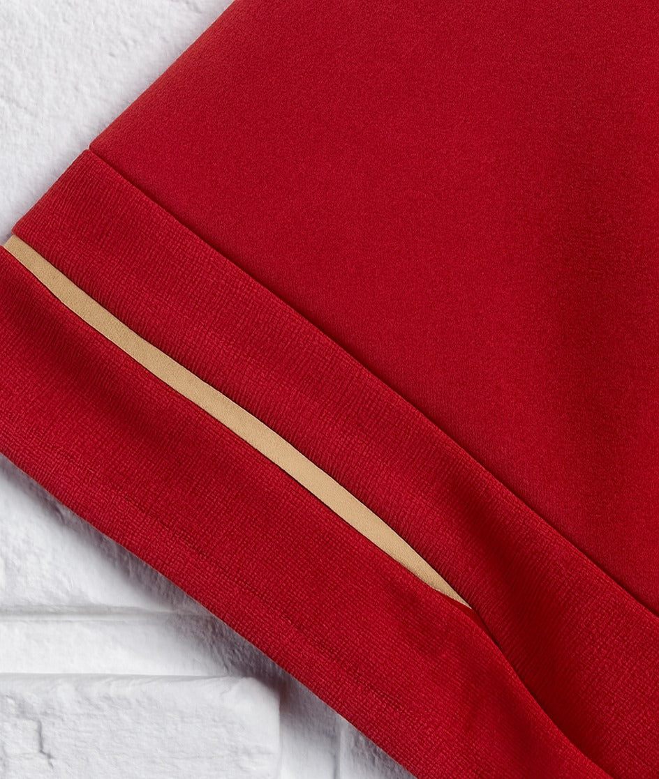 Bayern Munich 2012/13 home shirt — sleeve and cuff close-up