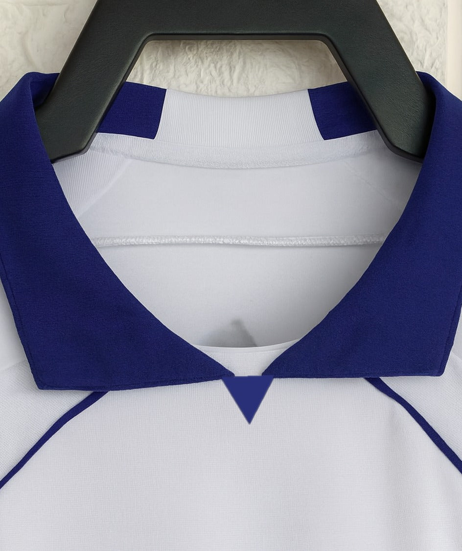 Real Madrid 2007/08 home shirt — collar close-up