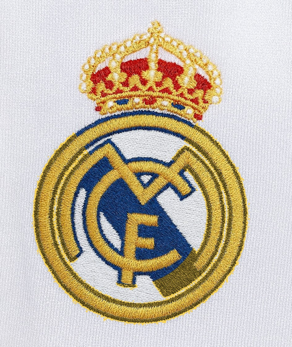 Real Madrid 2007/08 home shirt — club crest close-up