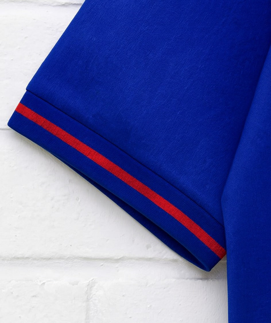 Paris Saint-Germain 1995/96 home shirt — sleeve and cuff close-up