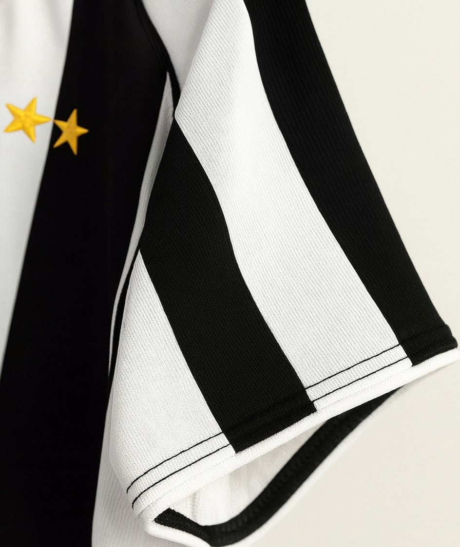Juventus 2004/05 home shirt — sleeve and cuff close-up