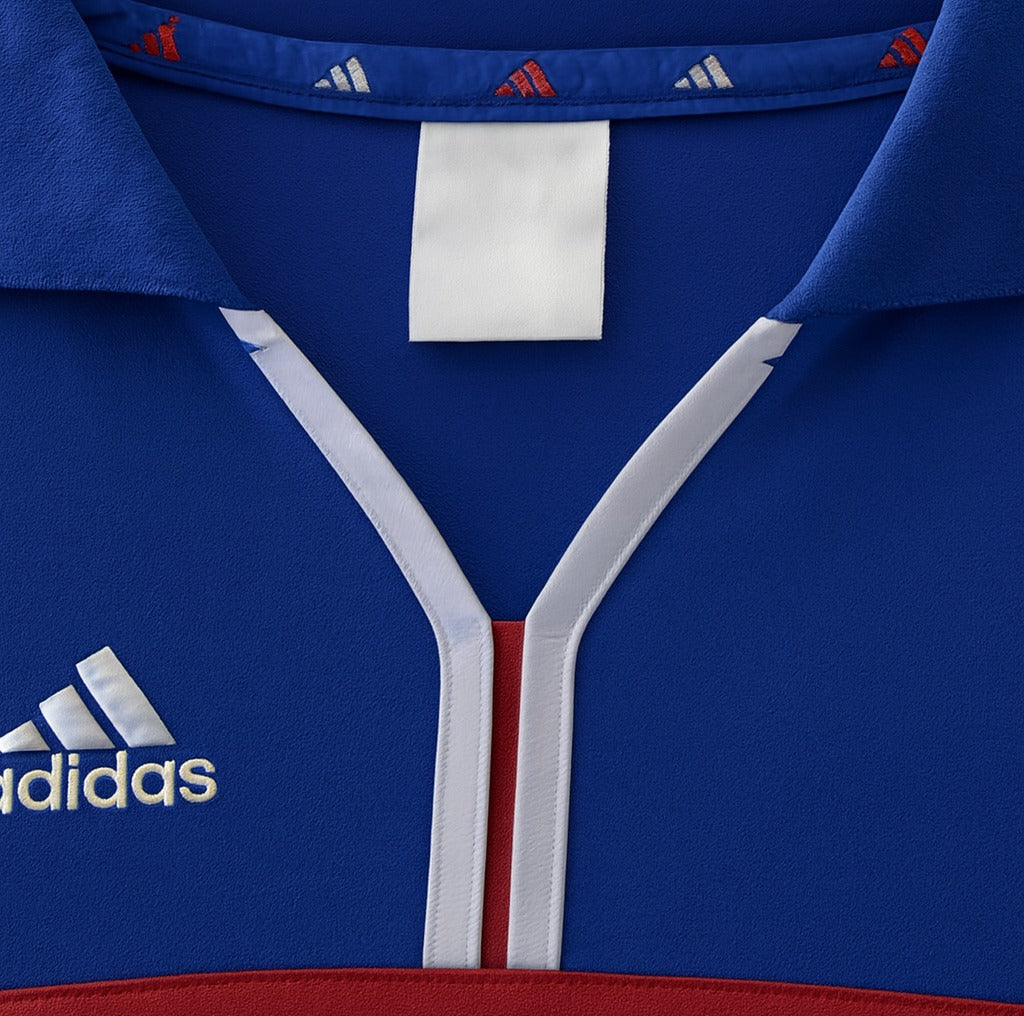 France 2000 home shirt — collar close-up