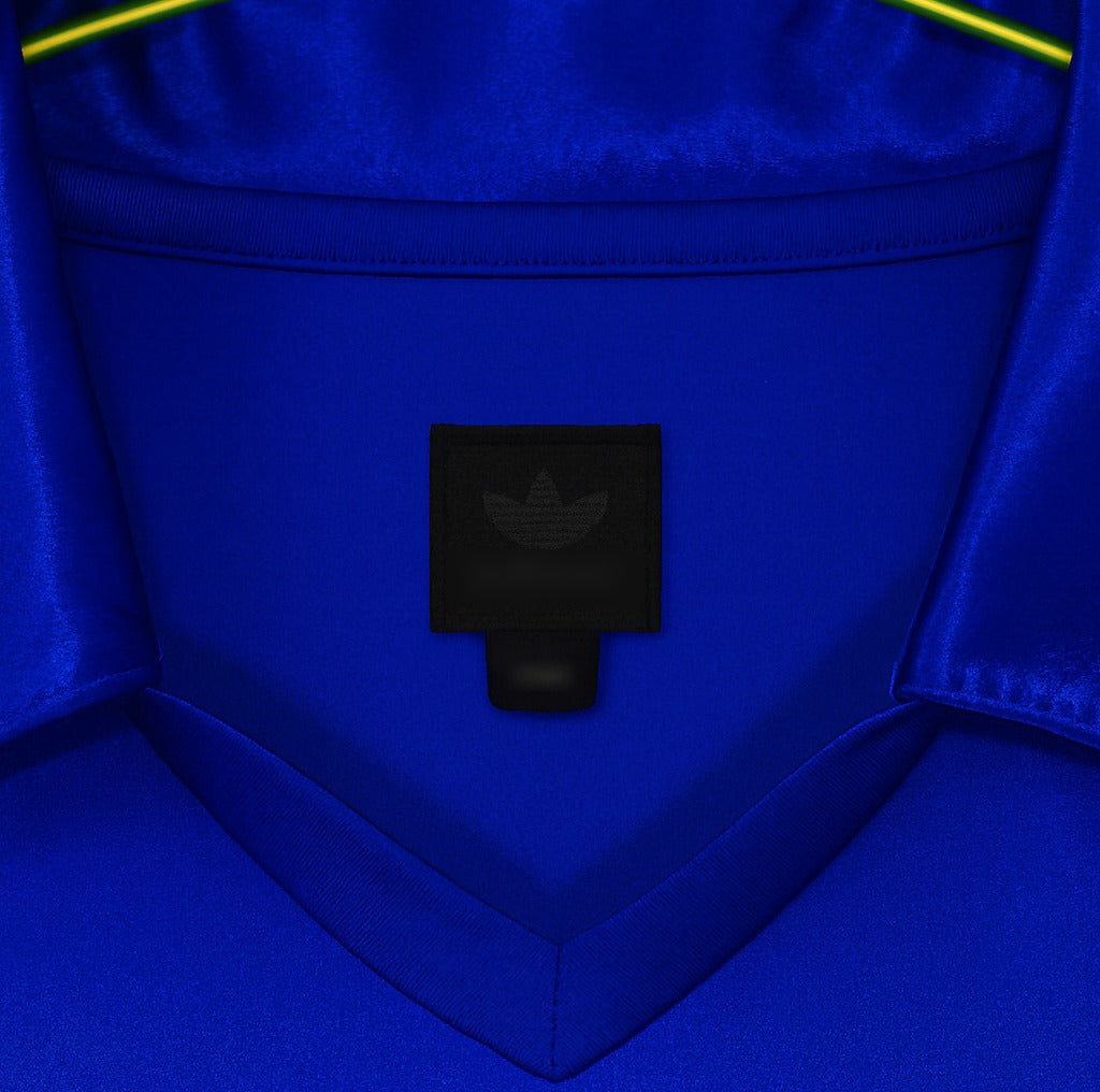 France 1984 home shirt — collar close-up
