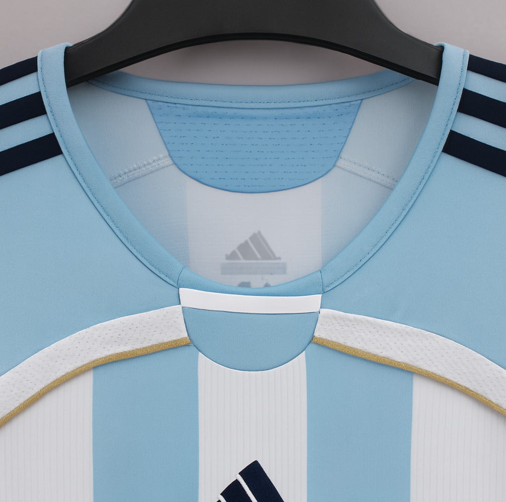Argentina 2006 home shirt — collar close-up