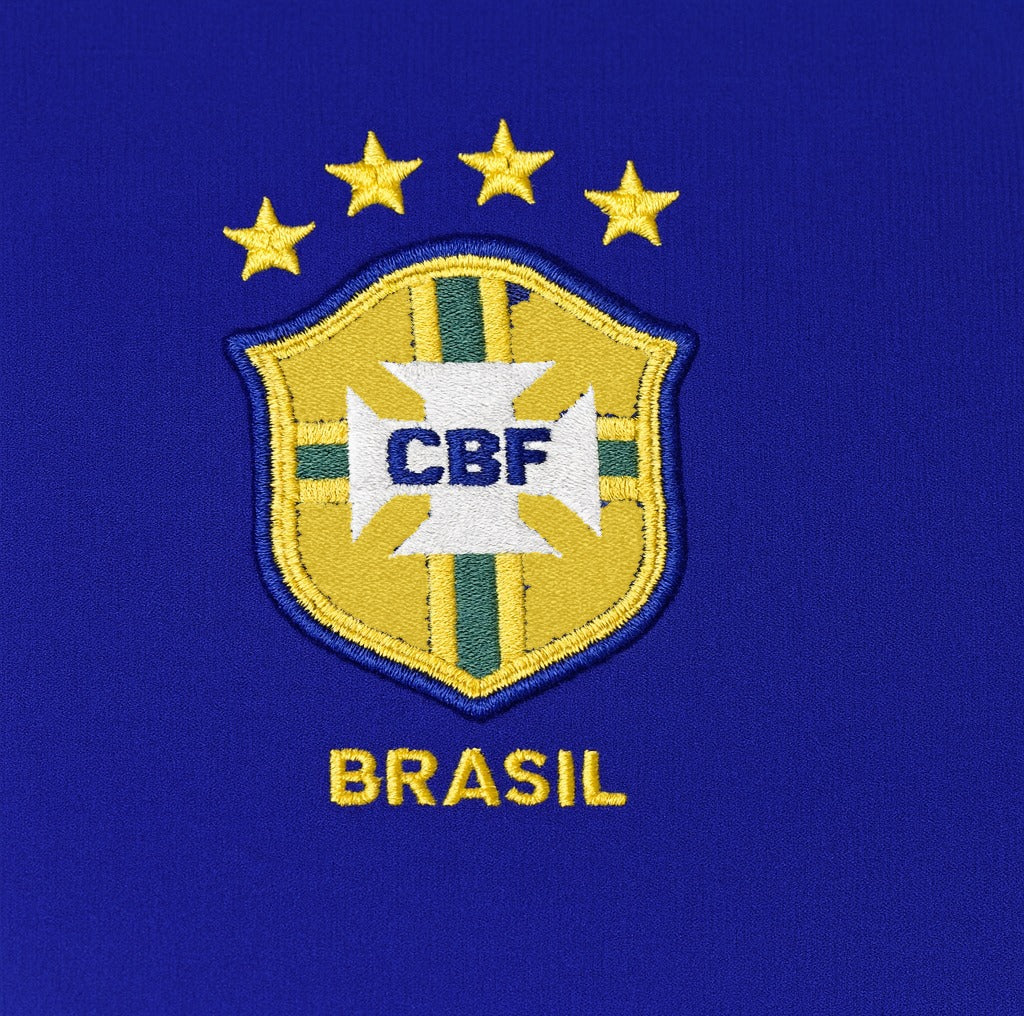 Brazil 2002 away shirt — CBF crest close-up
