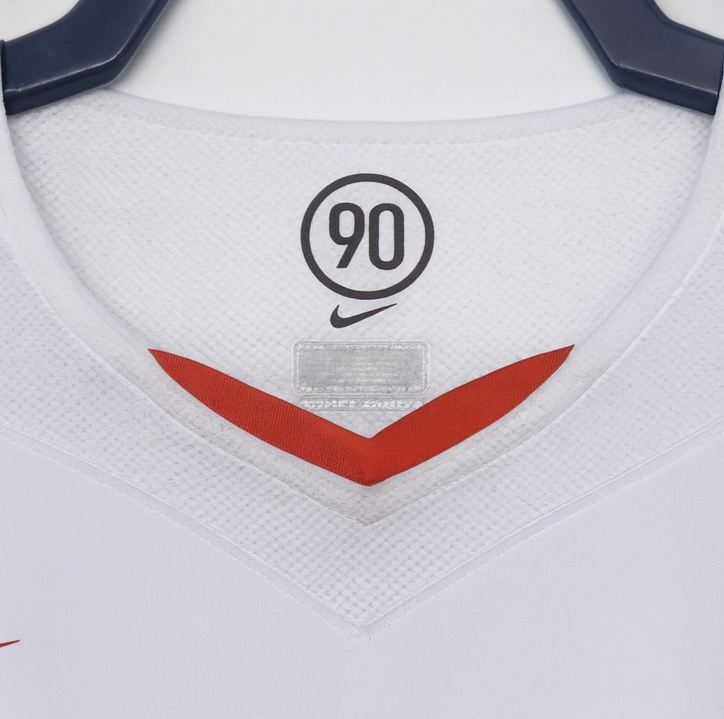Netherlands 2004 away shirt — collar close-up