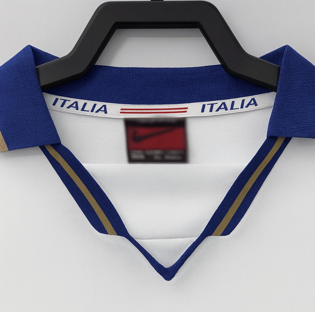 Italy 1996 away shirt — collar close-up