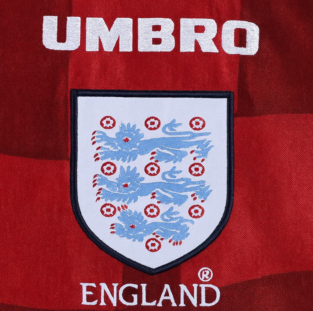 England 1998 away shirt — three lions crest close-up