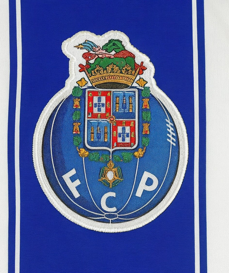 FC Porto 2002/03 home shirt — club crest close-up