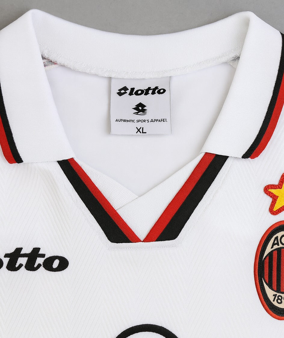 AC Milan 1997/98 white away shirt — collar close-up