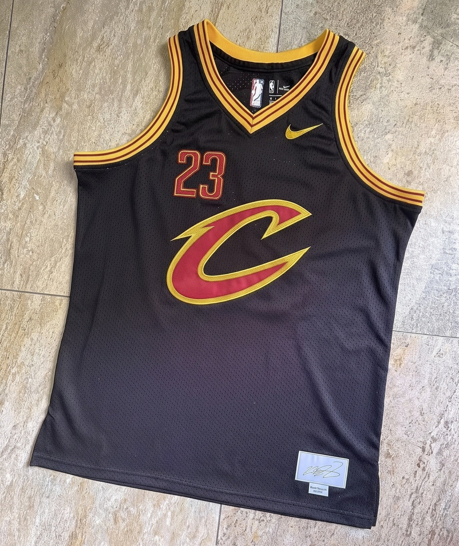 גופיית NBA - קליבלנד קאבלירס ג'יימס 23 - מוצר
