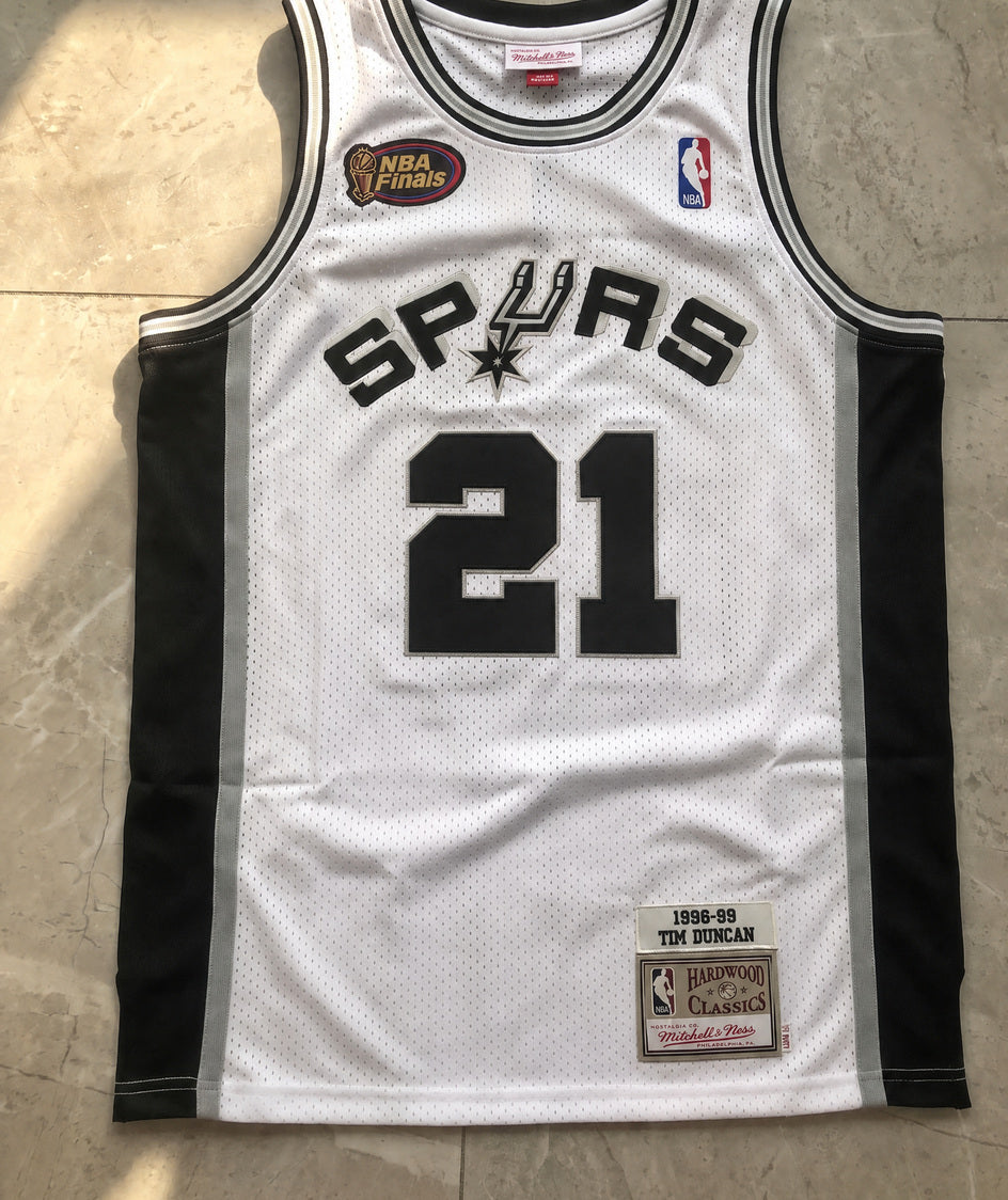גופיית NBA - סן אנטוניו ספרס דאנקן 21 לבן - מוצר