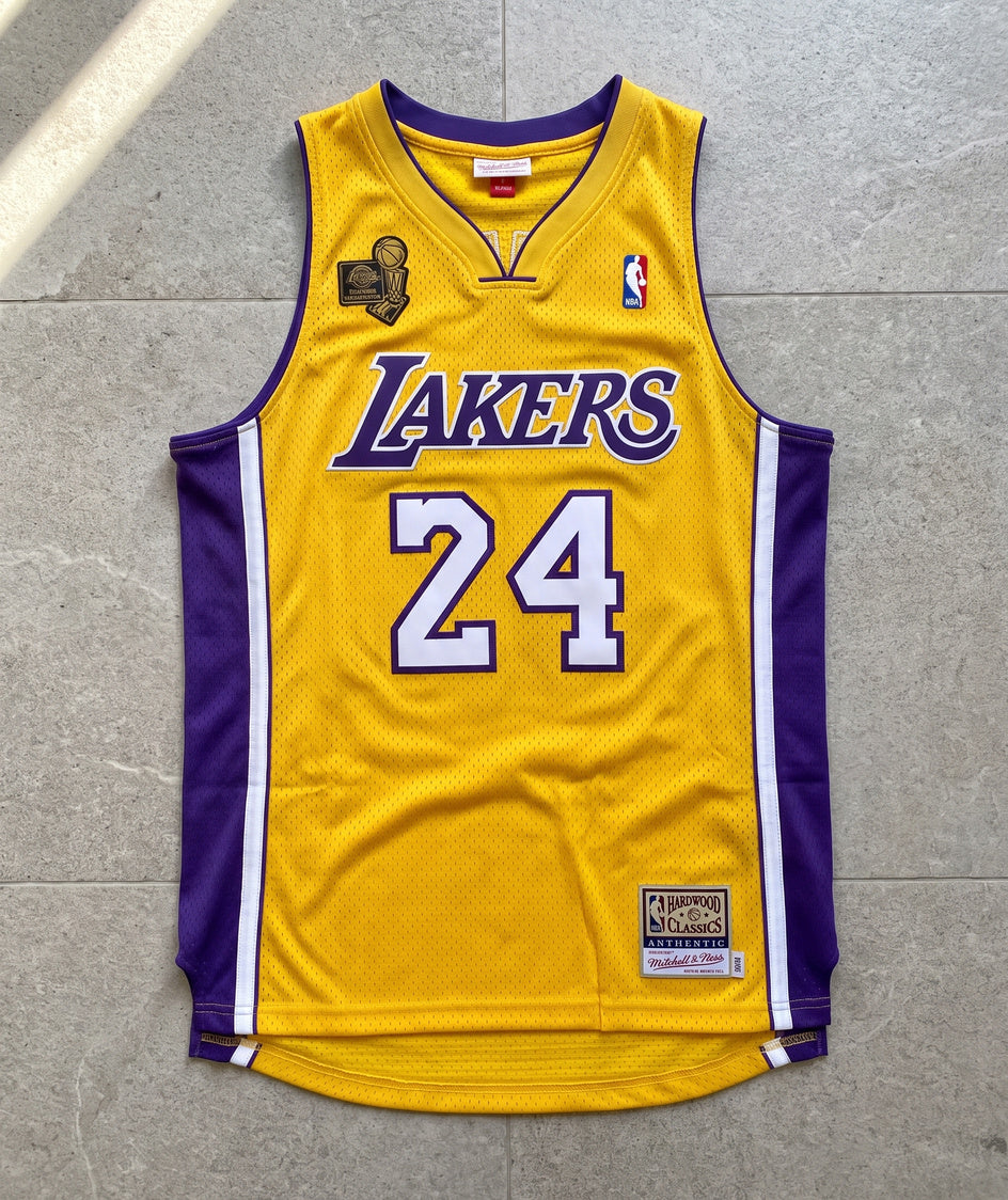 גופיית NBA - לוס אנג'לס לייקרס קובי 24 2009/20 צהוב - מוצר