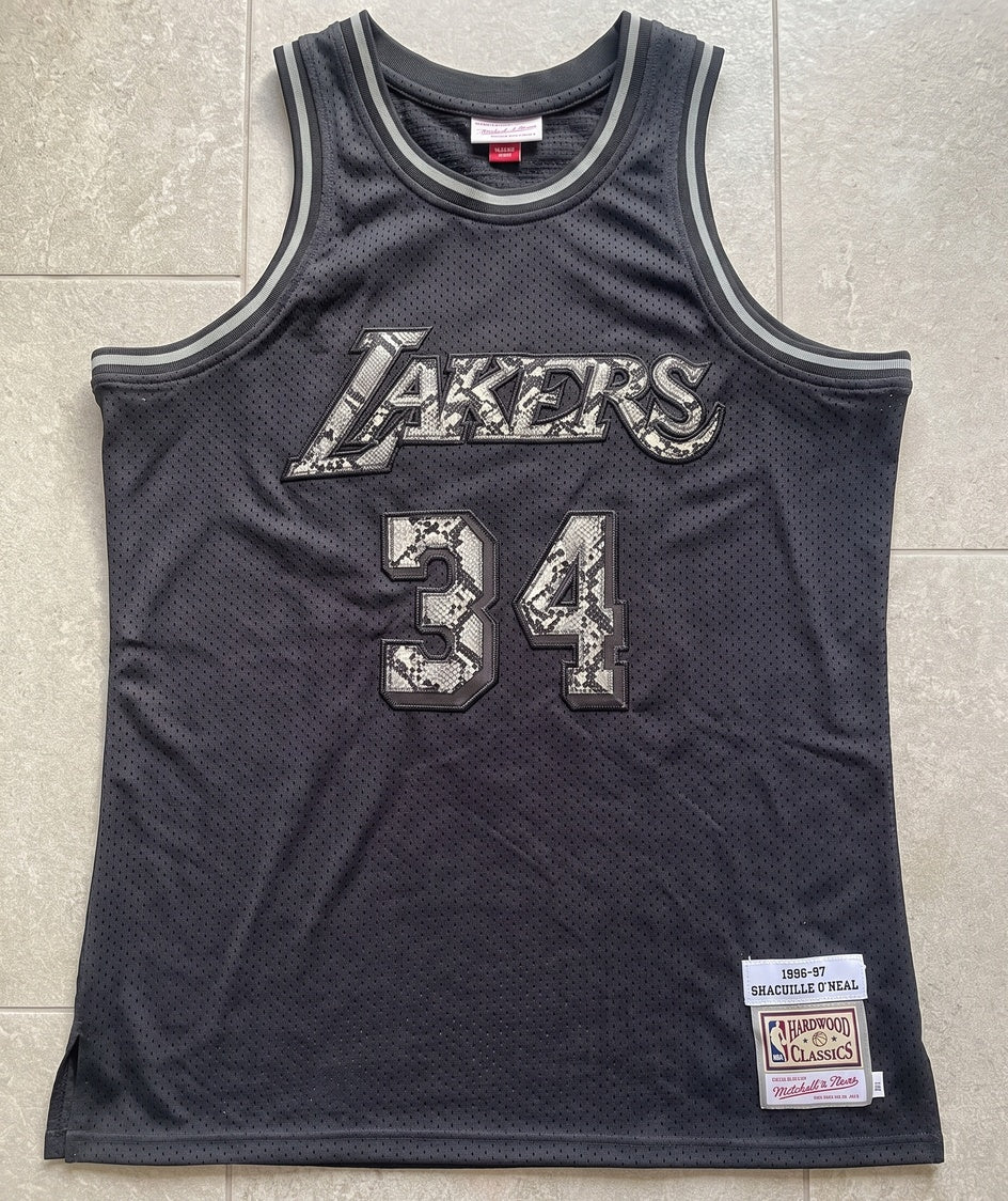 גופיית NBA - לוס אנג'לס לייקרס שק 1996-97 - מוצר