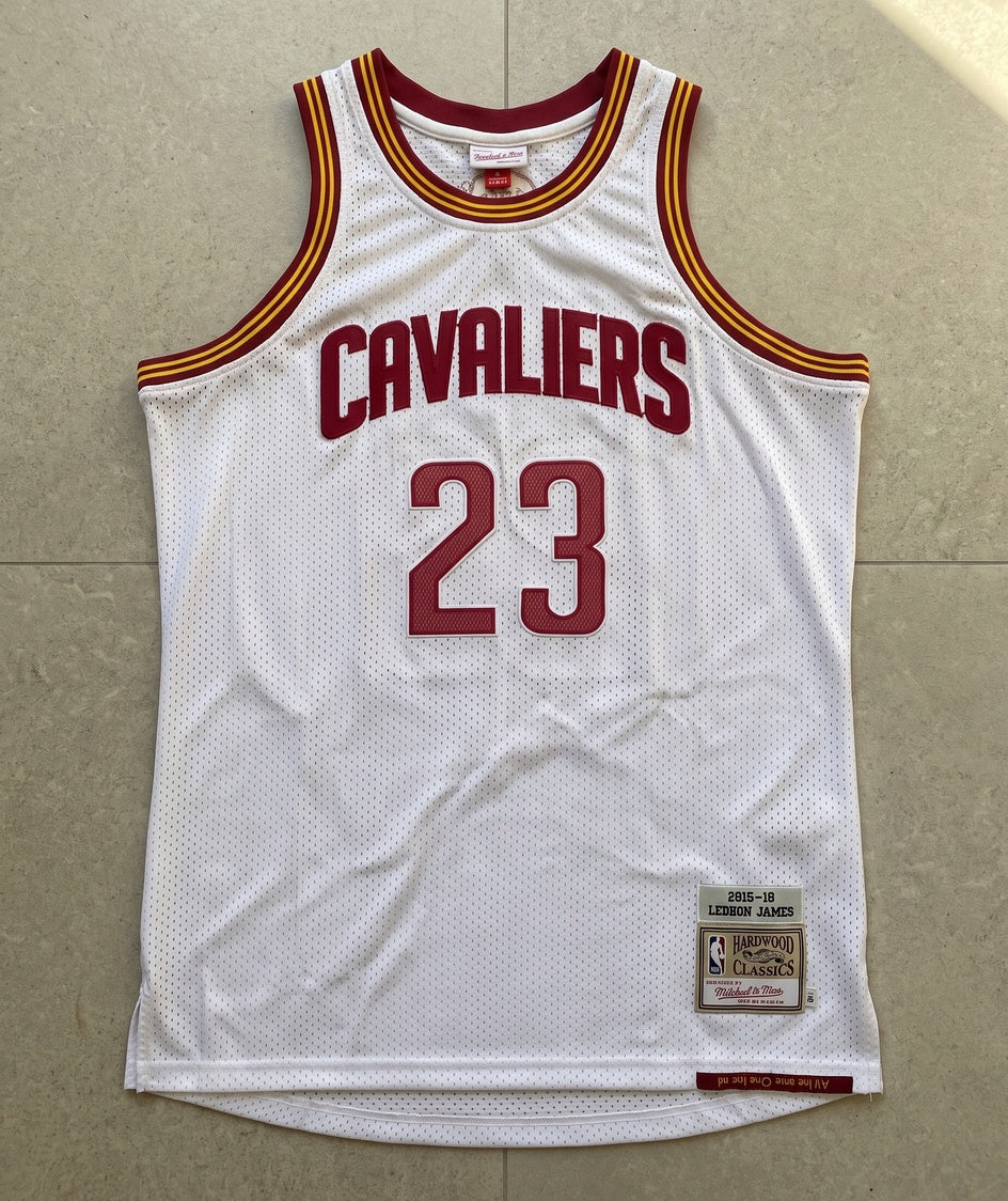 גופיית NBA - קליבלנד קאבלירס ג'יימס 23 2015-16 לבן - מוצר