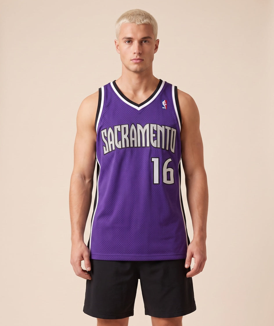 גופיית NBA - סקרמנטו קינגס סטויאקוביץ 16 2002-03 סגול