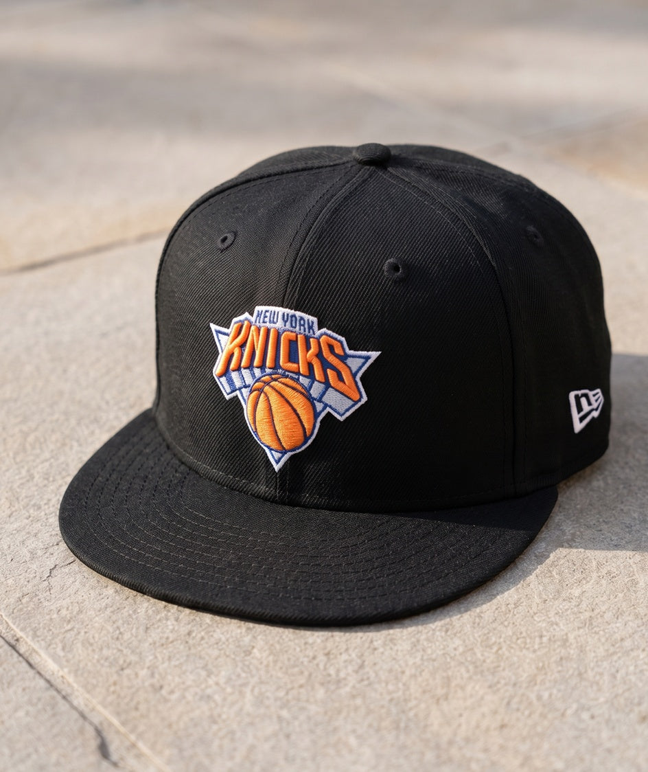 כובע NBA - ניו יורק ניקס שחור קורדרוי