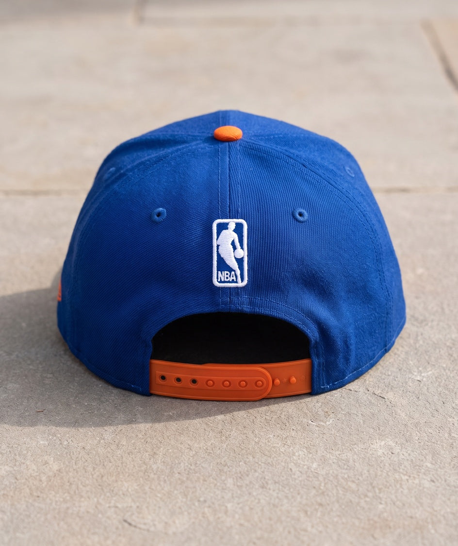 כובע NBA - ניו יורק ניקס כחול מצחייה כתומה - גב