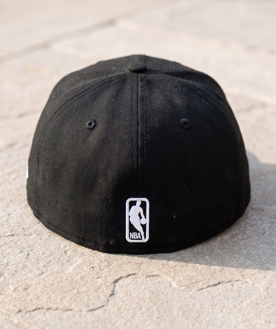 כובע NBA - לוס אנג'לס לייקרס שחור פיטד - גב