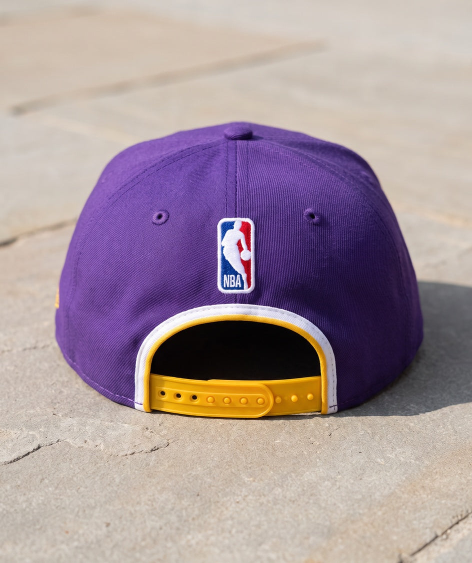 כובע NBA - לוס אנג'לס לייקרס סגול כיתוב זהב - גב