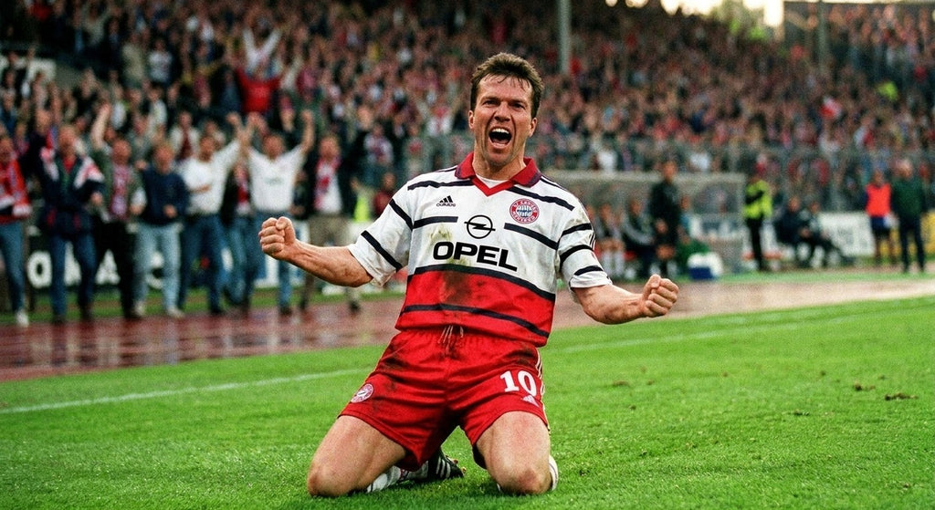 Lothar Matthaus celebrating in the Bayern Munich 1998/99 third shirt