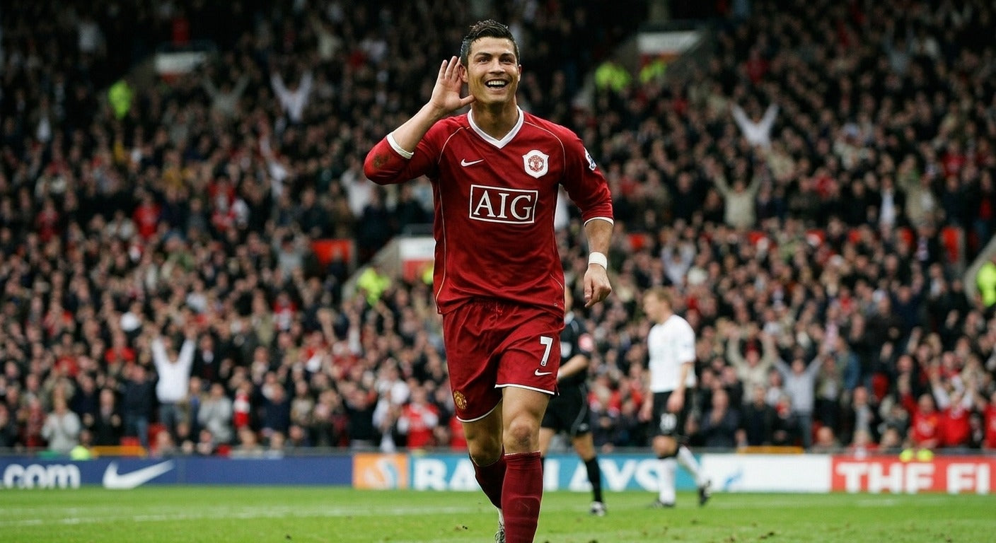 Cristiano Ronaldo celebrating in the Manchester United 2006/07 home shirt
