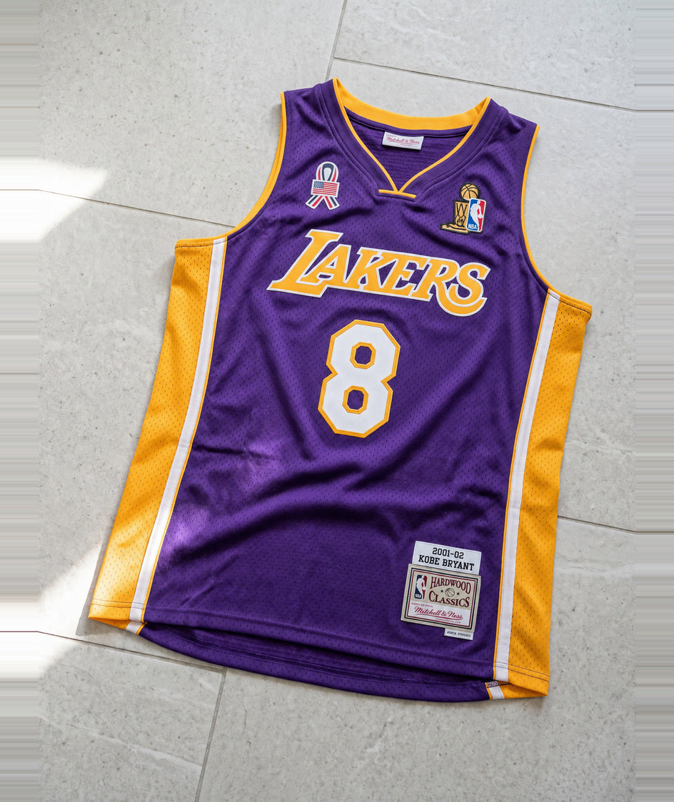 גופיית NBA - לוס אנג'לס לייקרס קובי 8 2001-02 סגול - מוצר
