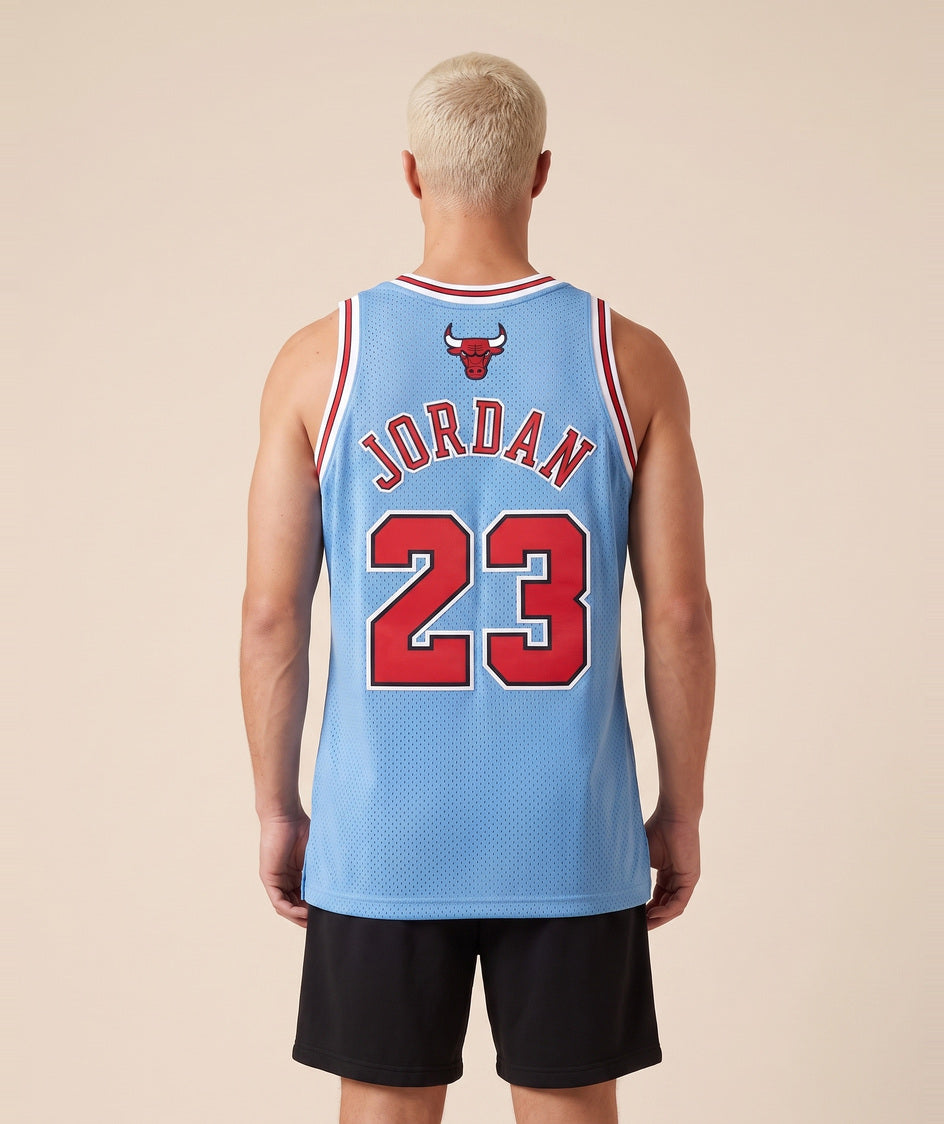 גופיית NBA - שיקגו בולס ג'ורדן 23 1997-98 כחול - גב